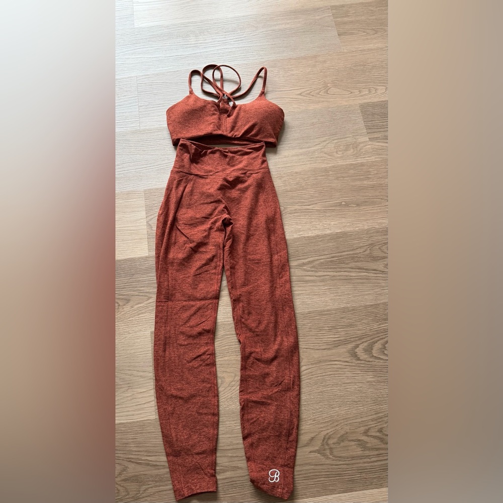 Bombshell Sportswear Women's Rust Color Matching Sports Bra & Leggings - size S